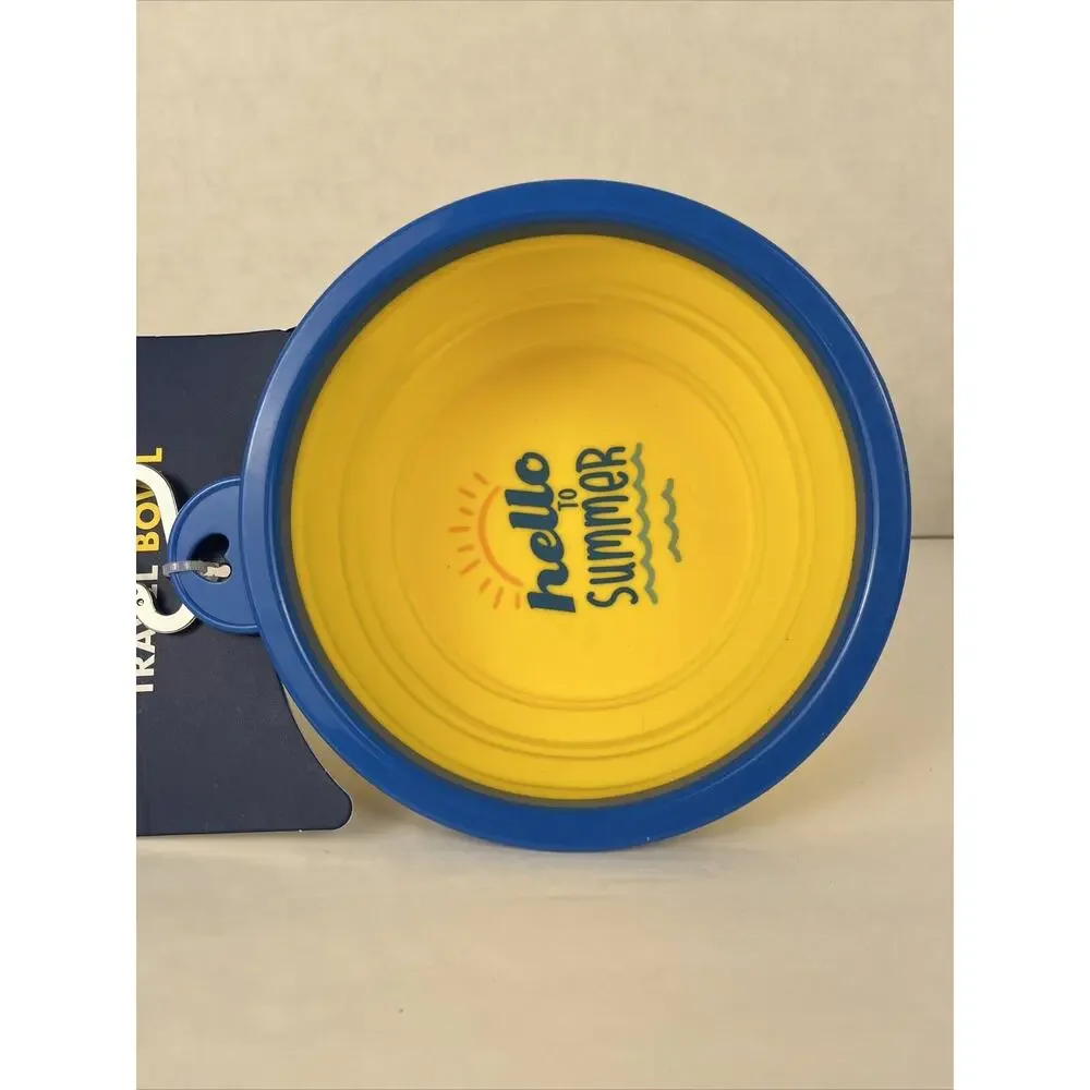 Banana Boat Dog Water Bowl Travel Collapsible Silicone Carabiner Holds 34 oz